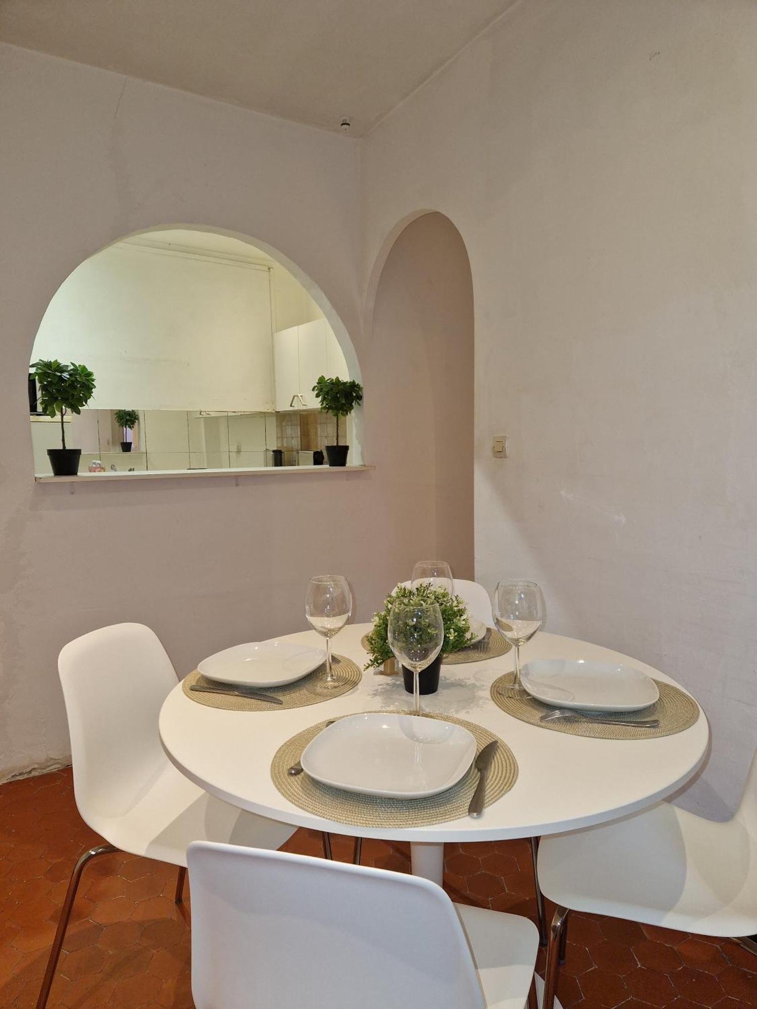Sublime Appartement 4P Classe Dans Le Vieux-ニース エクステリア 写真