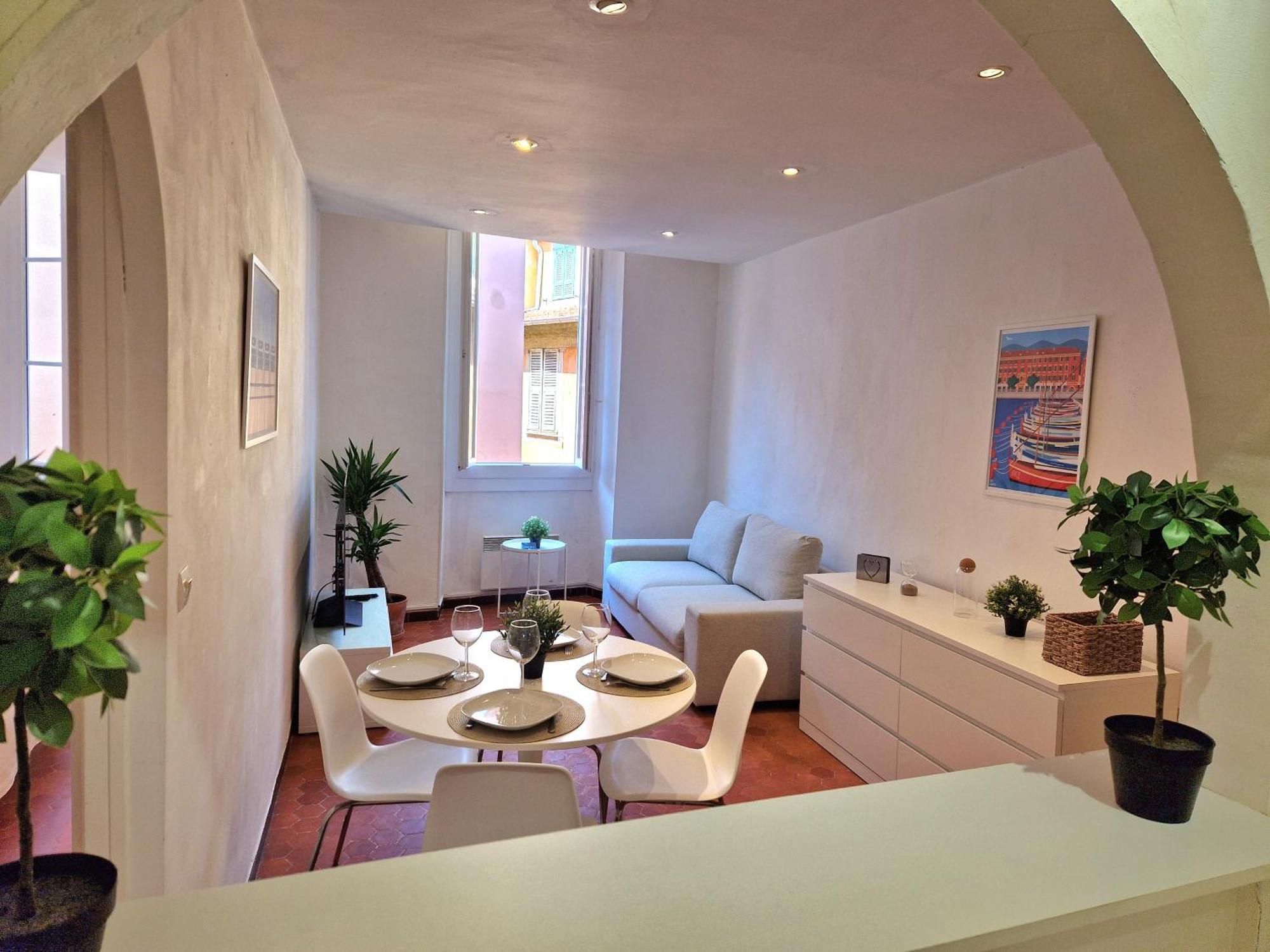 Sublime Appartement 4P Classe Dans Le Vieux-ニース エクステリア 写真